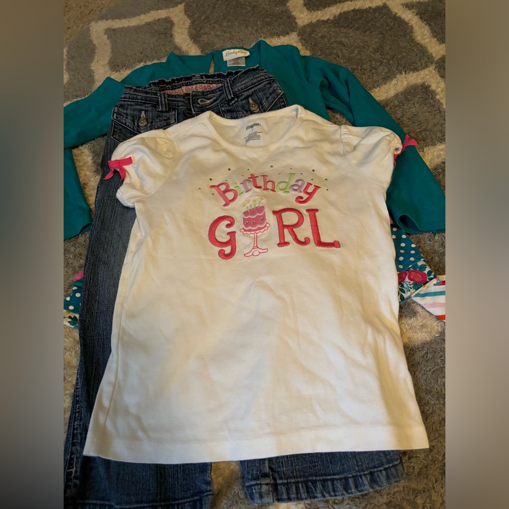 Bundle - Picture 2 of 4